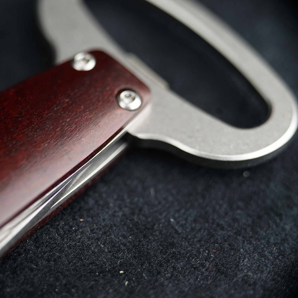 Zavírací nůž a otvírák lahví Dellinger Pivson DC53 7 cm - černý-stříbrný - Obrázek 8